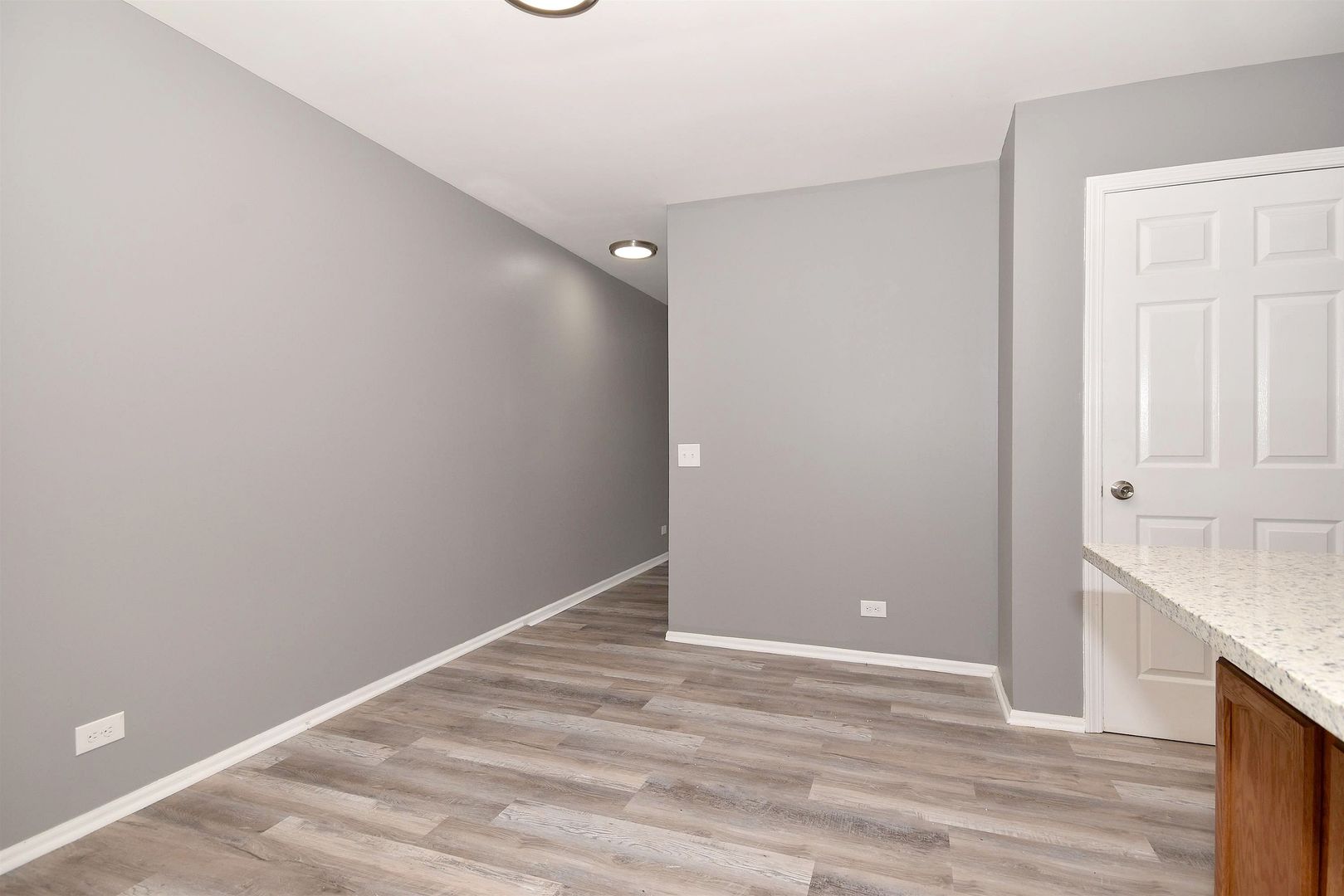 2124 Rugen Road, Unit C Glenview, IL 60026 - Photo 9 of 31