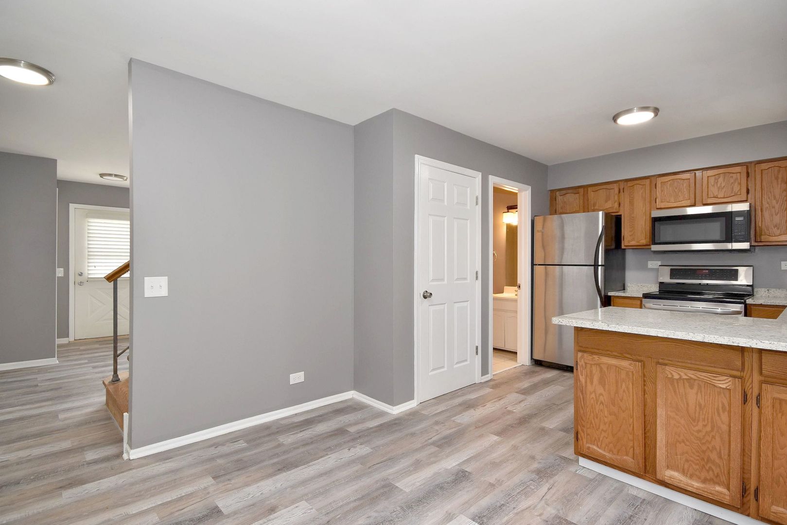 2124 Rugen Road, Unit C Glenview, IL 60026 - Photo 10 of 31