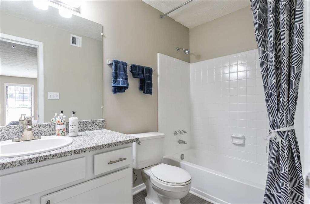 1901 Briarcliff Road Northeast, Unit 1807 Atlanta, GA 30329 - Photo 7 of 16
