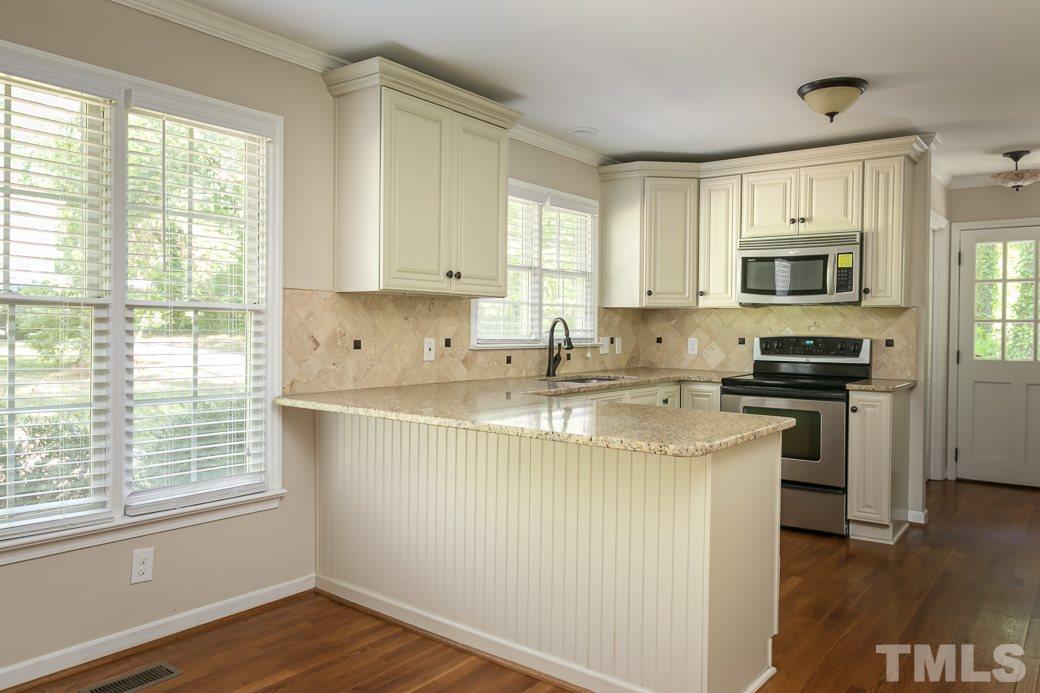 8300 Wheatstone Lane Raleigh, NC 27613 - Photo 5 of 27