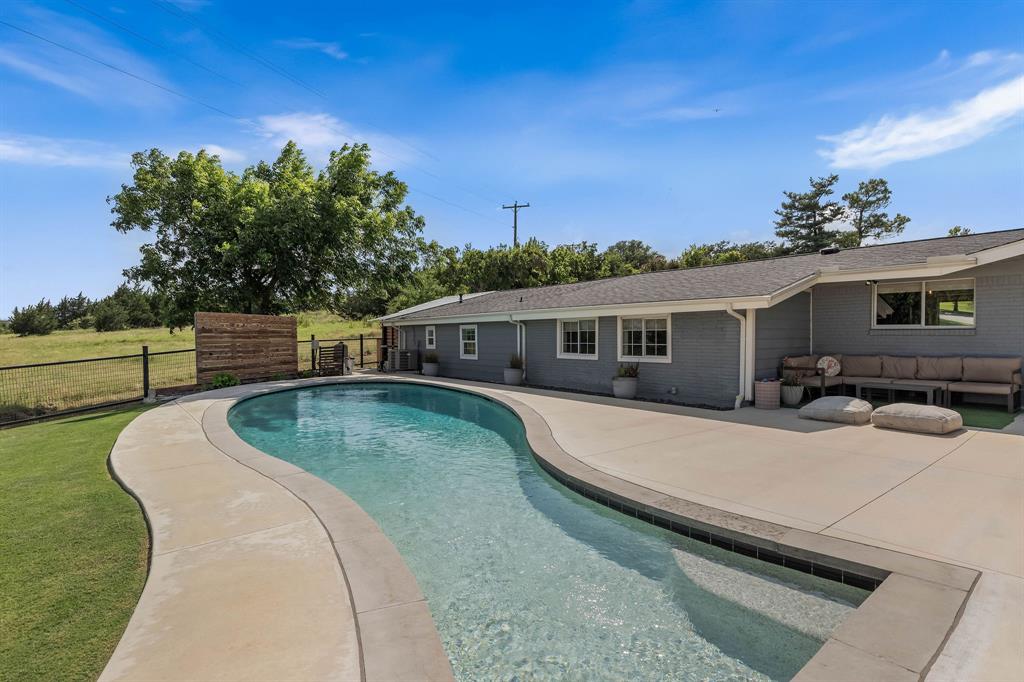 1613 South Cliff Street Decatur, TX 76234 - Photo 30 of 40