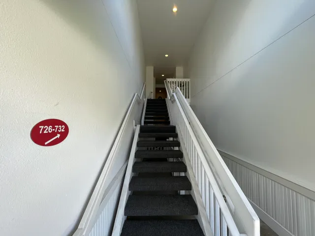 $210,000 | 732 West Barrington Circle, Jackson, MI 49203