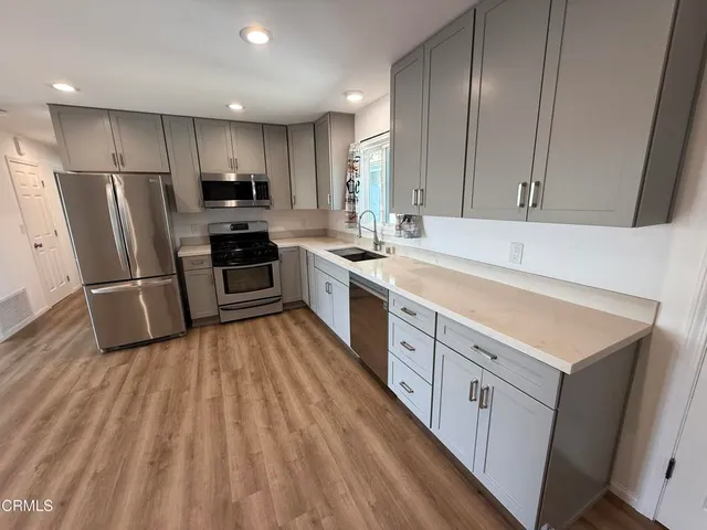 $3,650 | 361 Grandview Circle, Camarillo, CA 93010