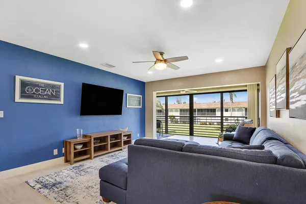 $6,000 | 755 Saturn Street, Unit E204, Jupiter, FL 33477
