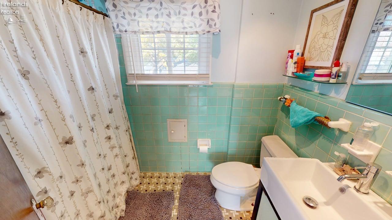 2927 Sherbrooke Road Toledo, OH 43606 - Photo 16 of 25 Gallery Image 16