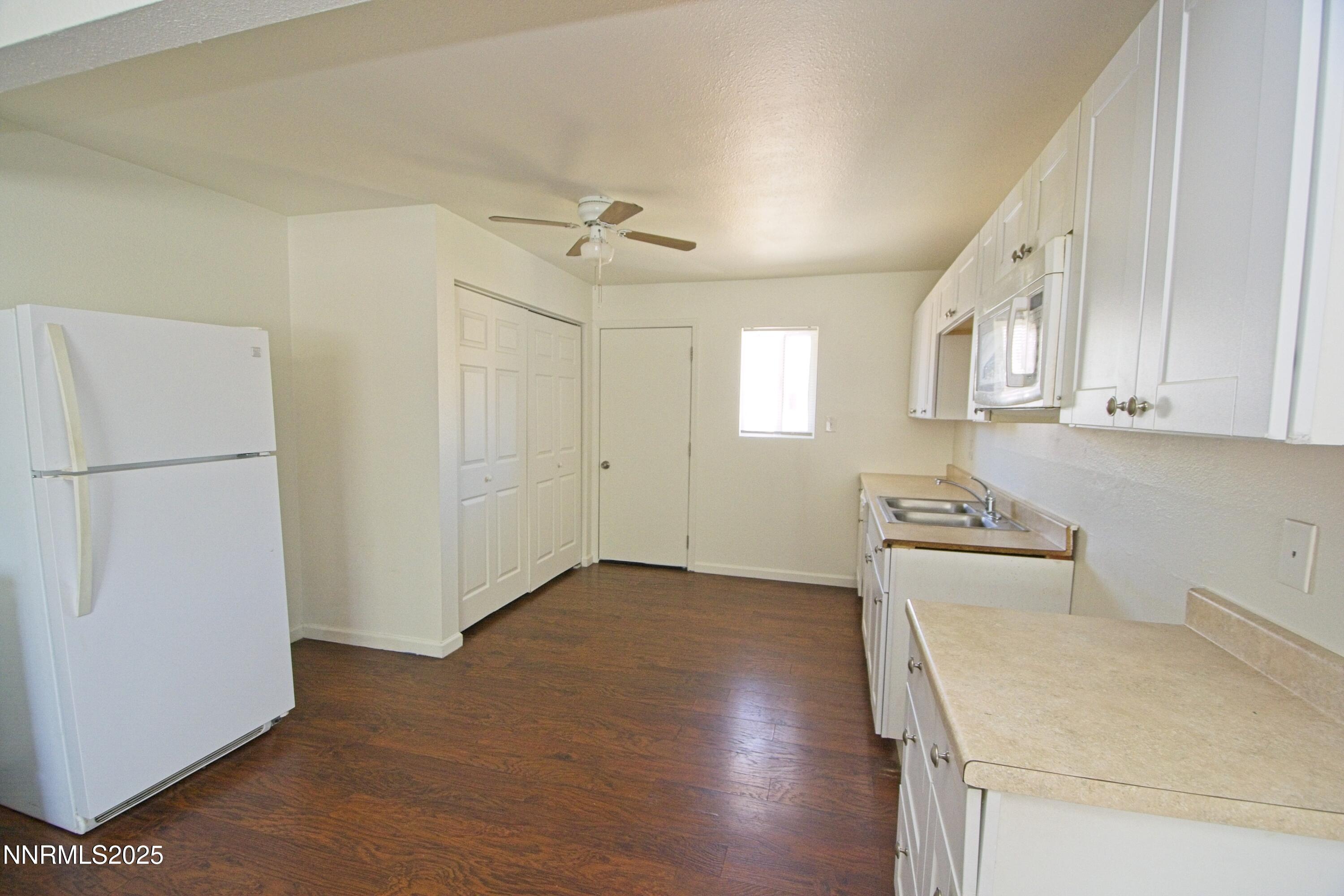 1198 Virbel Lane Reno, NV 89502 - Photo 2 of 15 DSC_8138 1