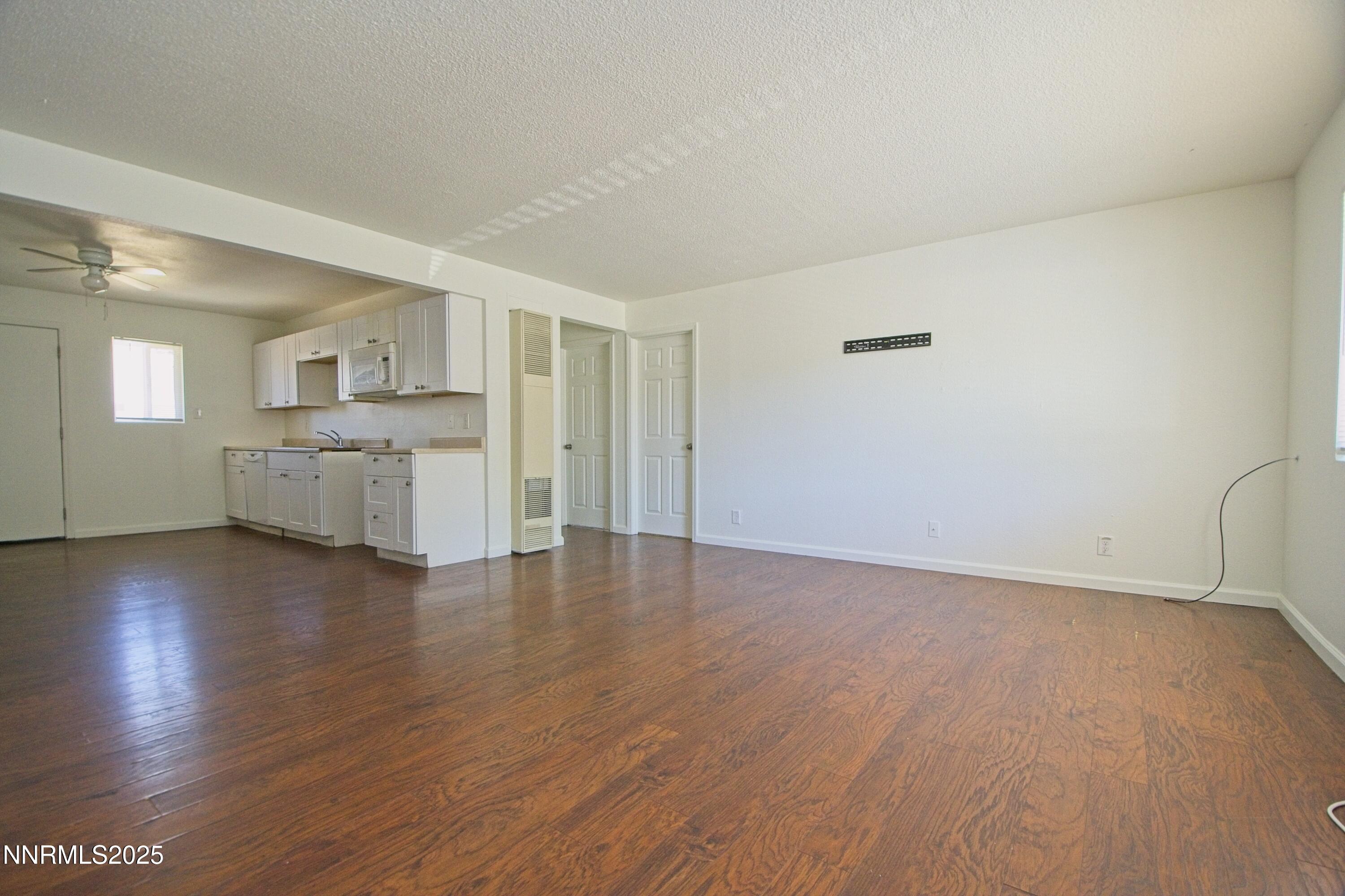 1198 Virbel Lane Reno, NV 89502 - Photo 4 of 15 DSC_8134