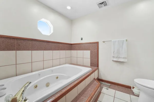 $475,000 | 1124 Anna Maria Drive, Johnson City, NY 13790