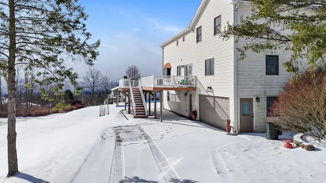 $485,000 | 1124 Anna Maria Drive, Johnson City, NY 13790