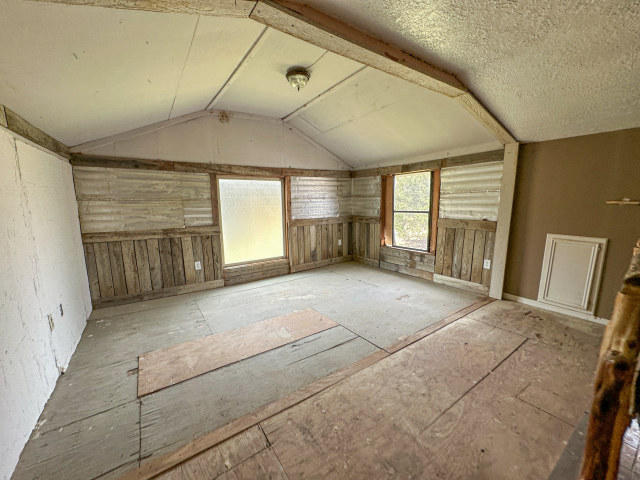 620 Sundown Road Caldwell, TX 77836 - Photo 14 of 15 a view of an empty room