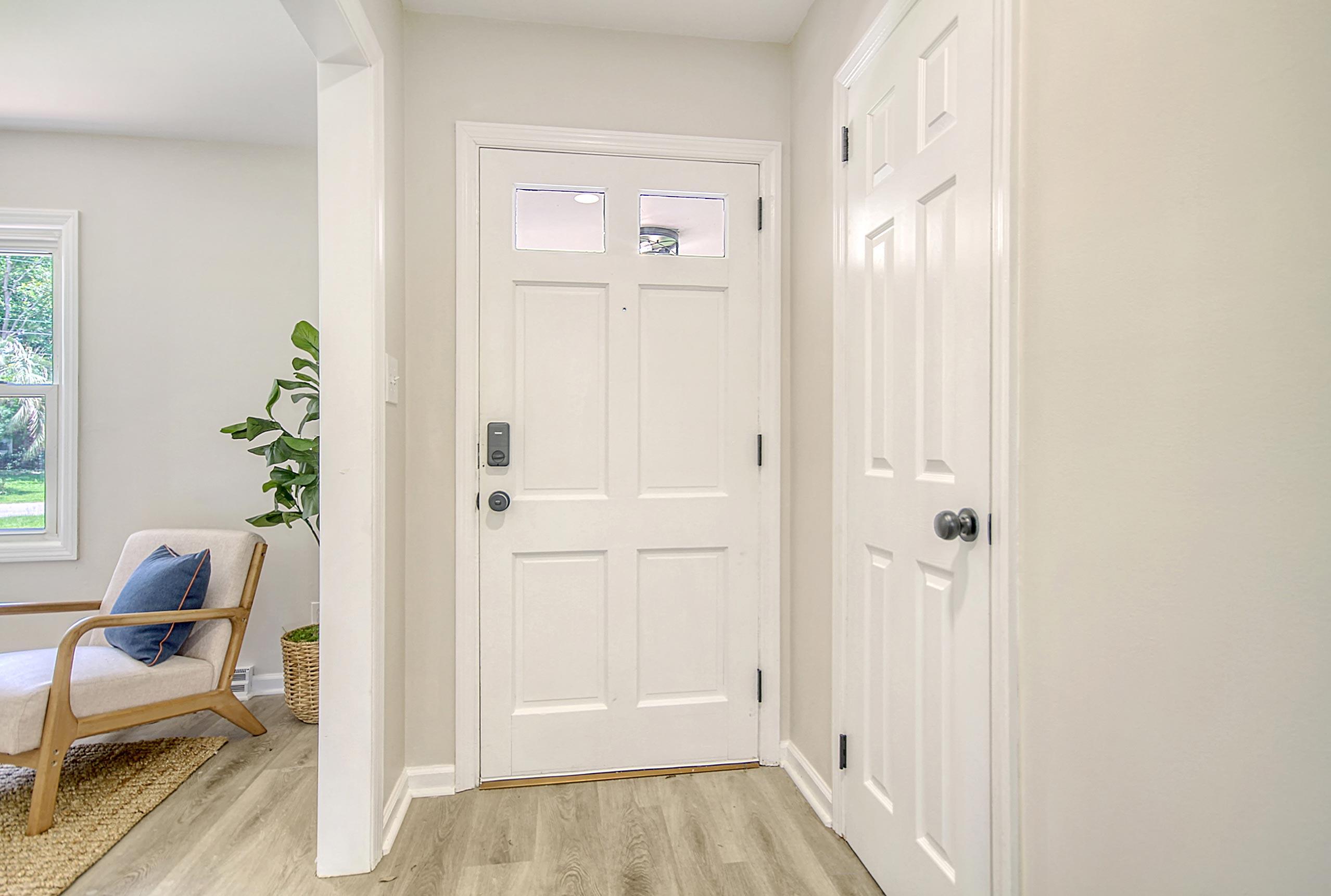 35 Boardman Road Charleston, SC 29407 - Photo 4 of 28 CREM_35 Boardman Int_001