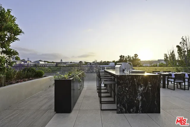 $11,700 | 350 North Palm Drive, Unit 106, Beverly Hills, CA 90210