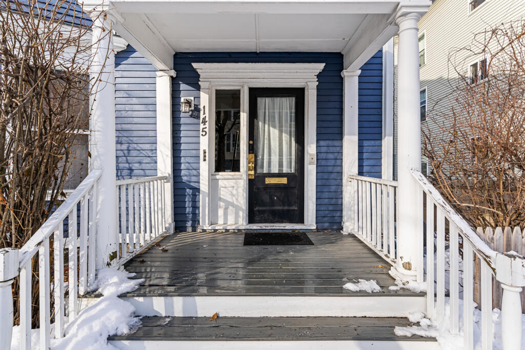 145 Sherman Street, Unit A Portland, ME 04101 - Photo 4 of 26 DSC03906