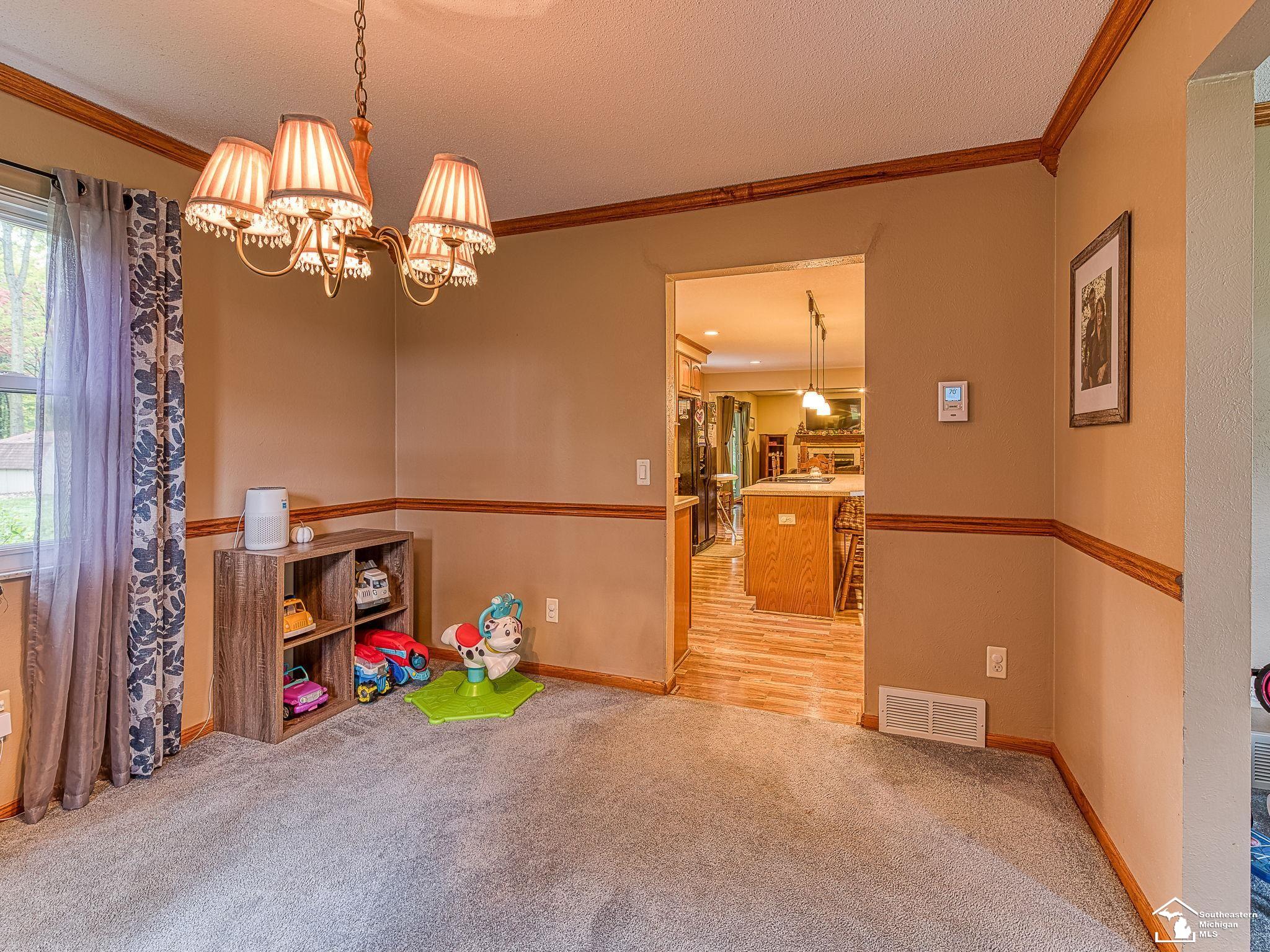 9099 Summerfield Road Temperance, MI 48182 - Photo 15 of 35