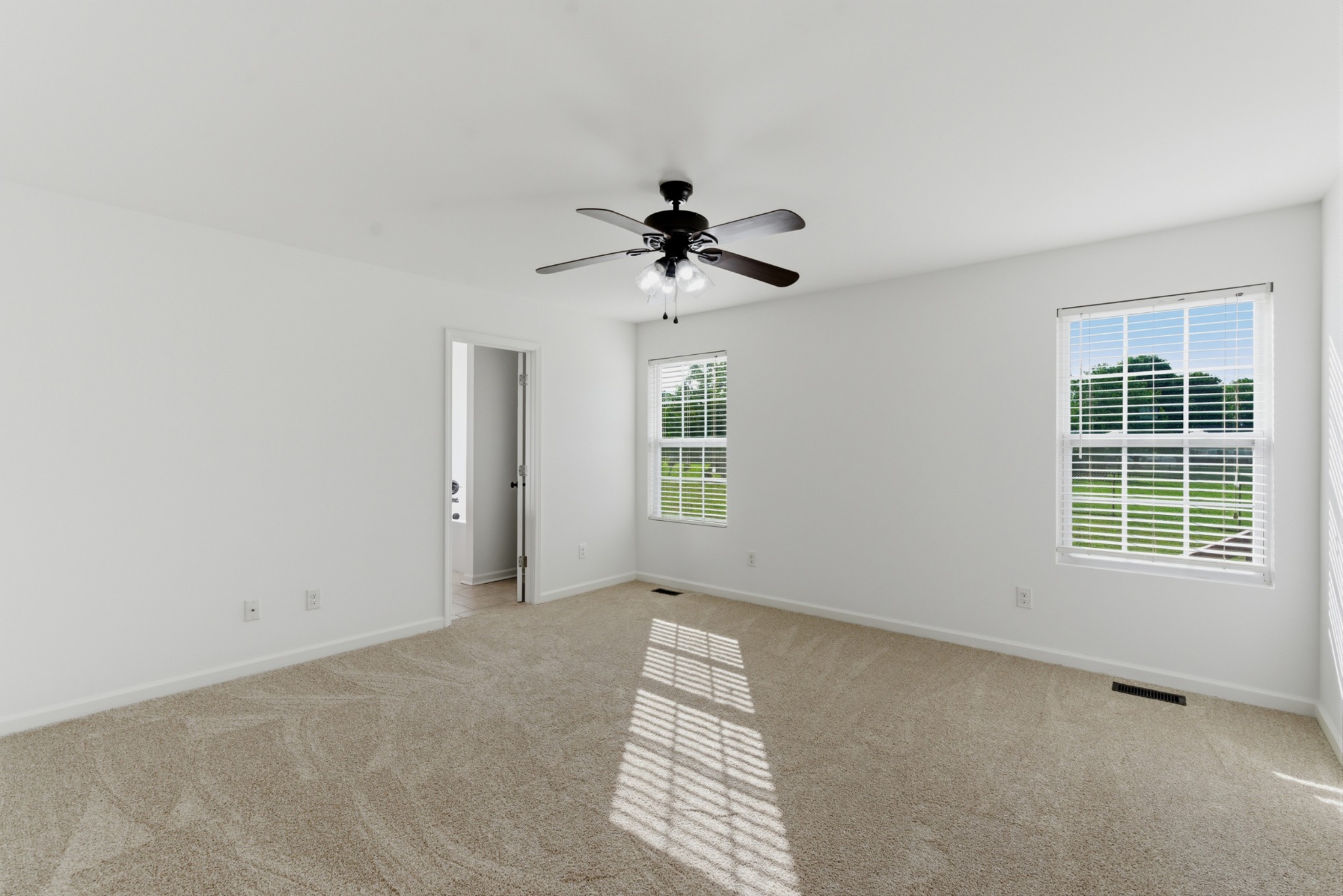 738 Sycamore Drive Springfield, TN 37172 - Photo 18 of 39