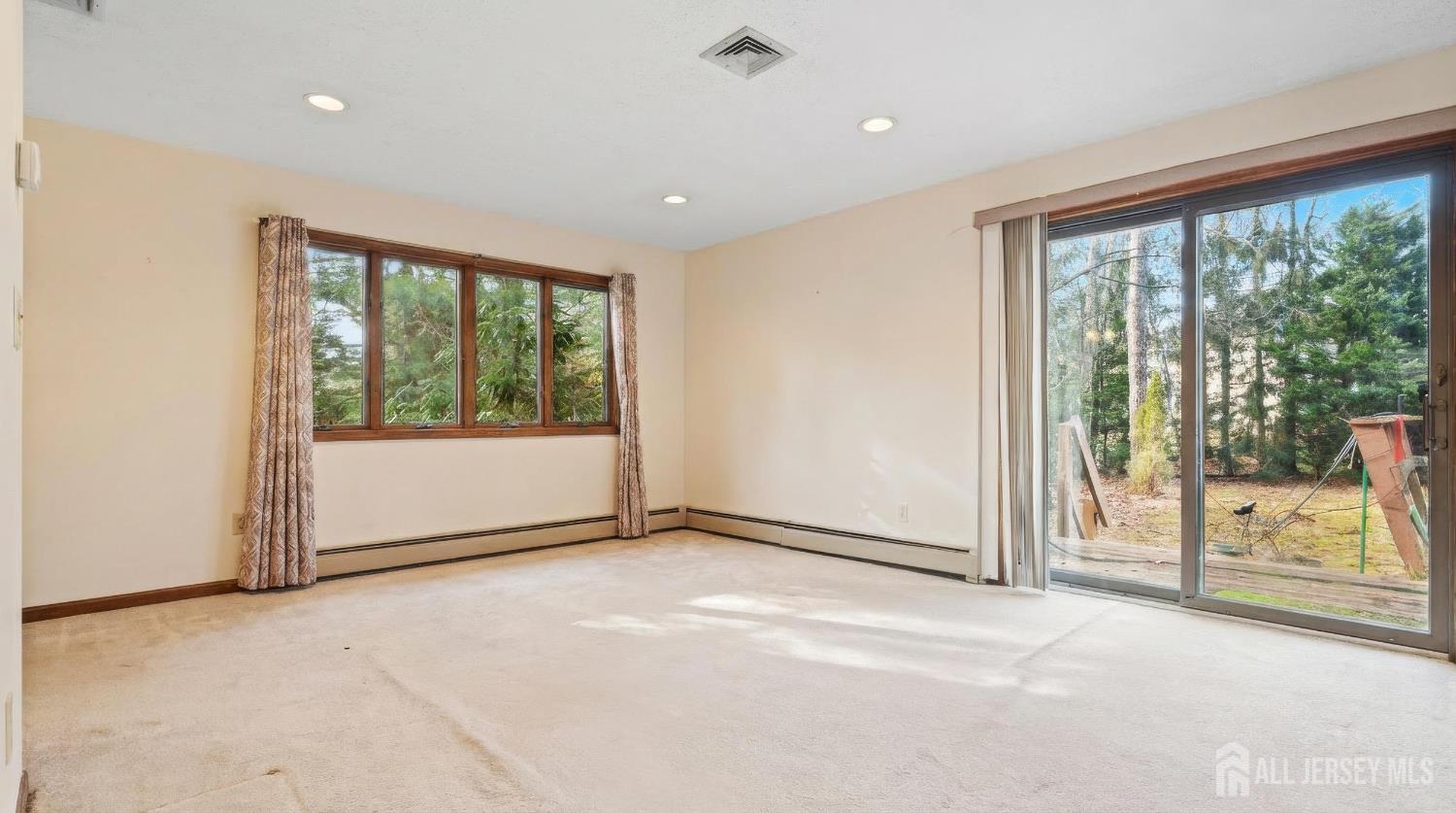 274 Aldrich Road Howell, NJ 07731 - Photo 12 of 27