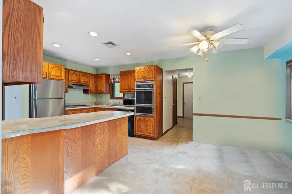 $735,000 | 274 Aldrich Road, Howell, NJ 07731