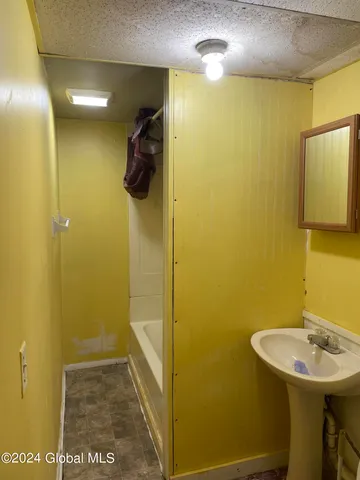 $145,000 | 64 Clinton Street, Albany, NY 12202