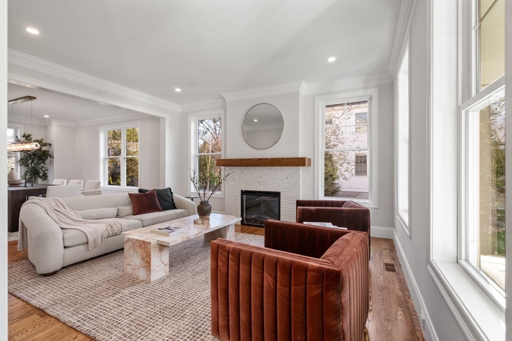 201 Lowell Road Wellesley, MA 02481 - Photo 13 of 42