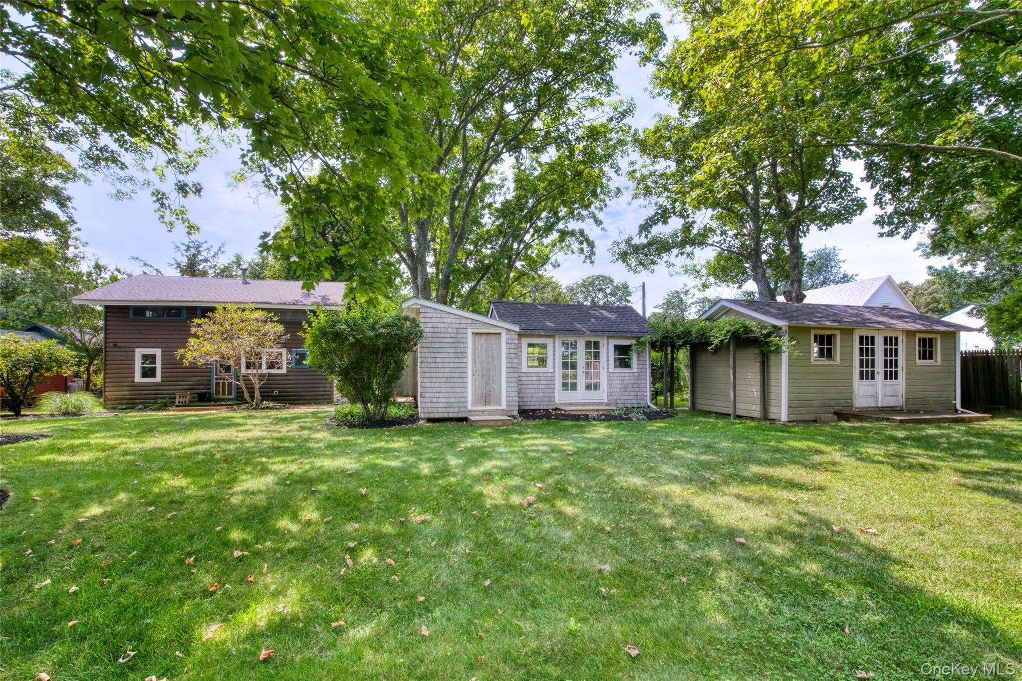 44 Sound Road Greenport, NY 11944 - Photo 5 of 13 backyard