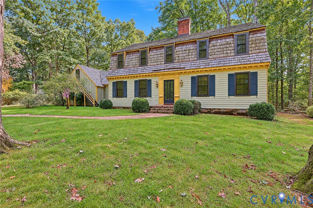 2725 Queenswood Road Midlothian, VA 23113 - Photo 1 of 17 Built by acclaimed builder, Doug Woolfolk!