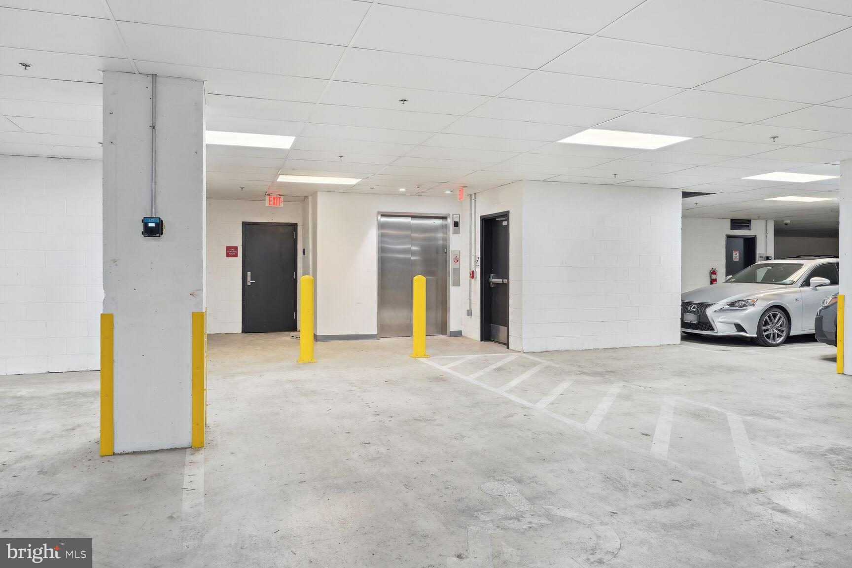 1628 11th Street Northwest, Unit 108 Washington, DC 20001 - Photo 27 of 44 a view of a livingroom with a furniture