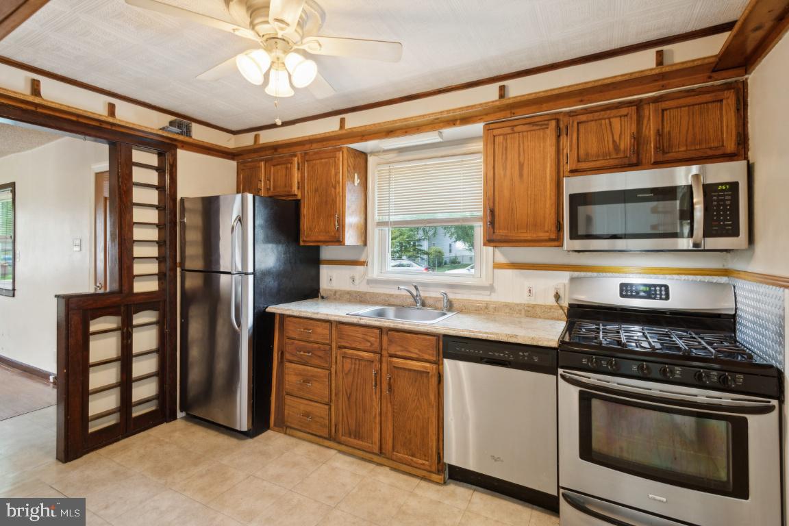 474 Buttonwood Avenue Maple Shade, NJ 08052 - Photo 9 of 25 Gallery Image 9