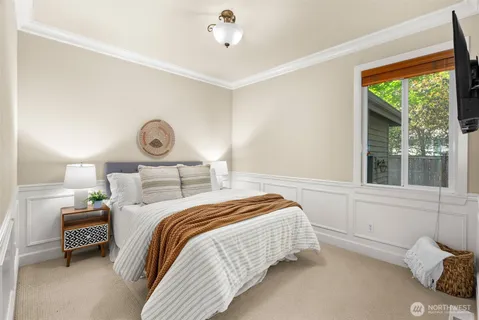 $1,695,000 | 9545 Idel Weiss Lane, Bainbridge Island, WA 98110