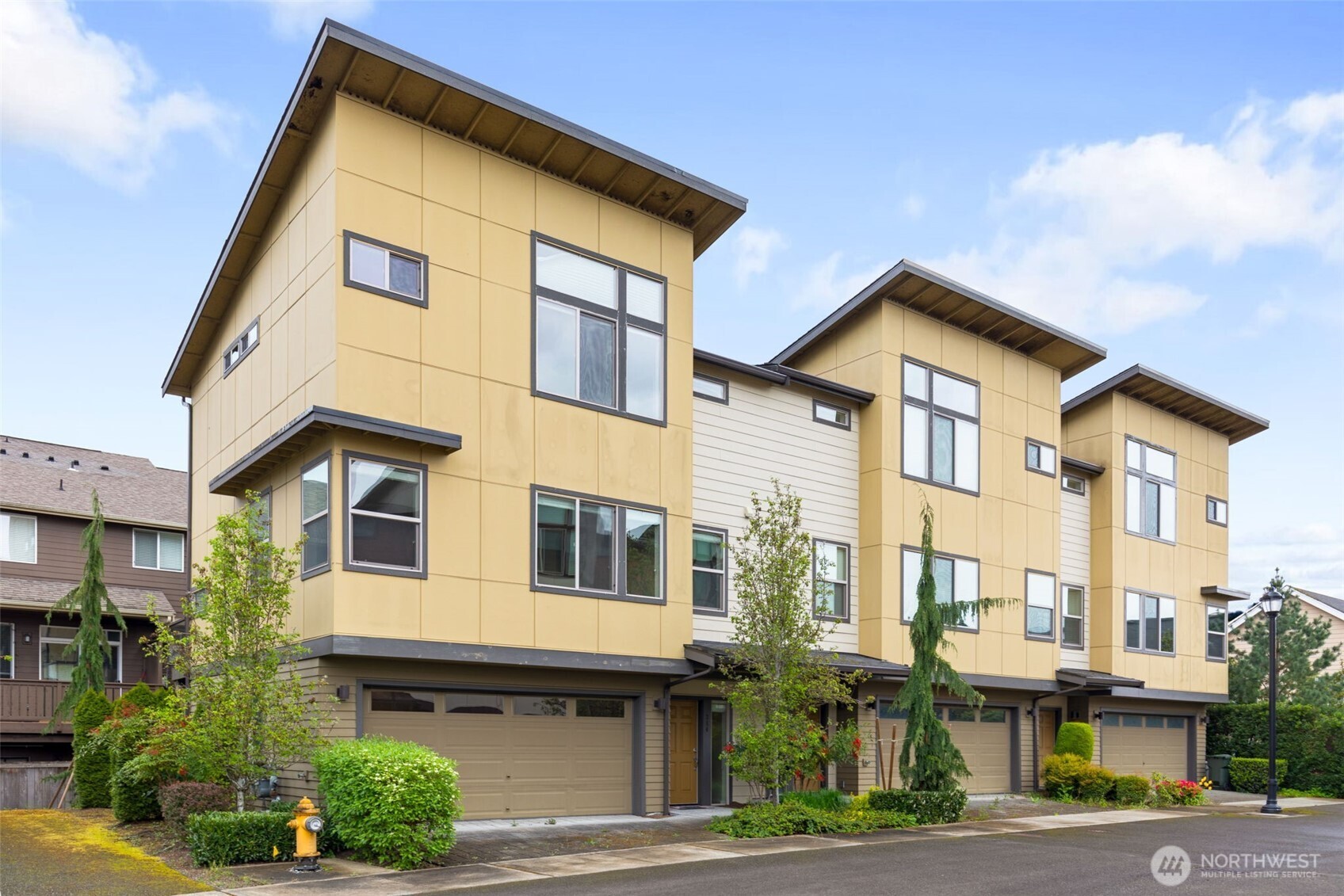 314 Chelan Avenue Northeast Renton, WA 98059 - Photo 1 of 33
