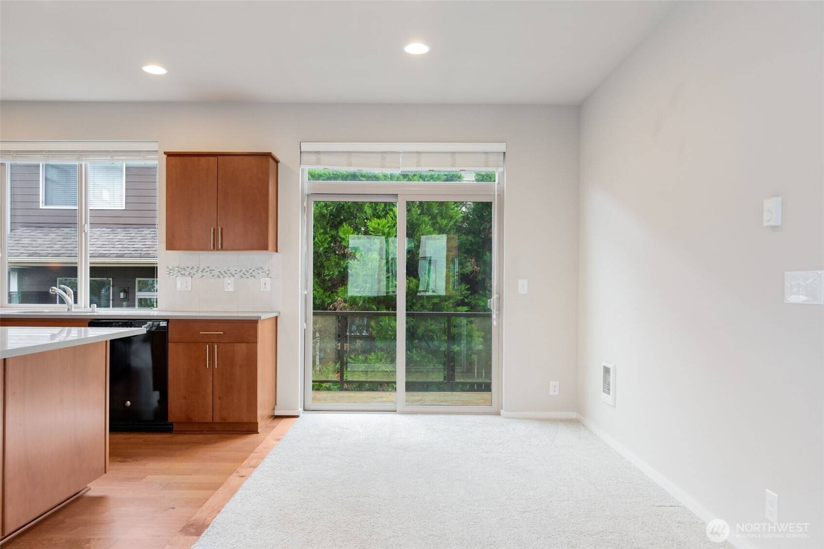314 Chelan Avenue Northeast Renton, WA 98059 - Photo 10 of 33
