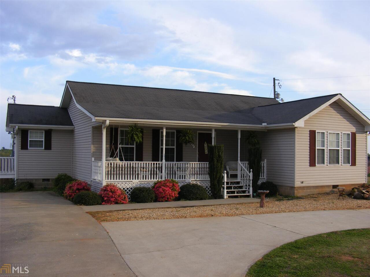 1064 Hayes Road Toccoa, GA 30577 - Photo 1 of 1