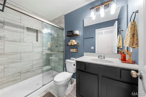 $459,000 | 70 Whiteside Estates Drive, Silex, MO 63377