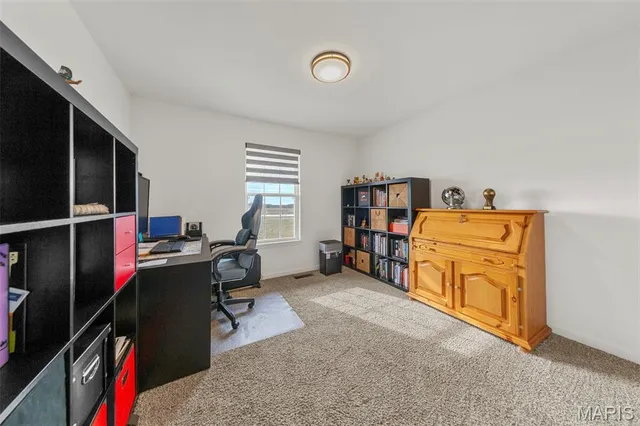 $466,200 | 70 Whiteside Estates Drive, Silex, MO 63377