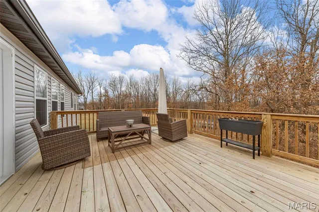 $466,200 | 70 Whiteside Estates Drive, Silex, MO 63377