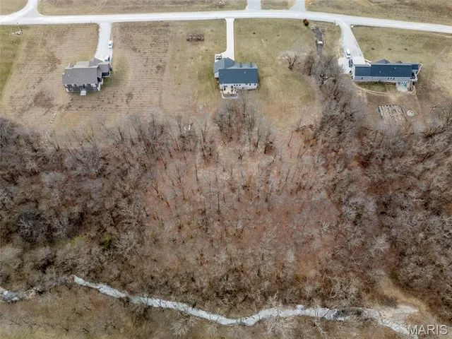 $466,200 | 70 Whiteside Estates Drive, Silex, MO 63377