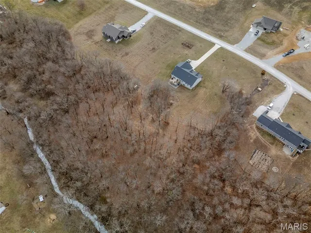 $466,200 | 70 Whiteside Estates Drive, Silex, MO 63377