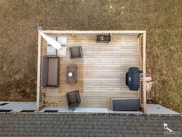 $466,200 | 70 Whiteside Estates Drive, Silex, MO 63377