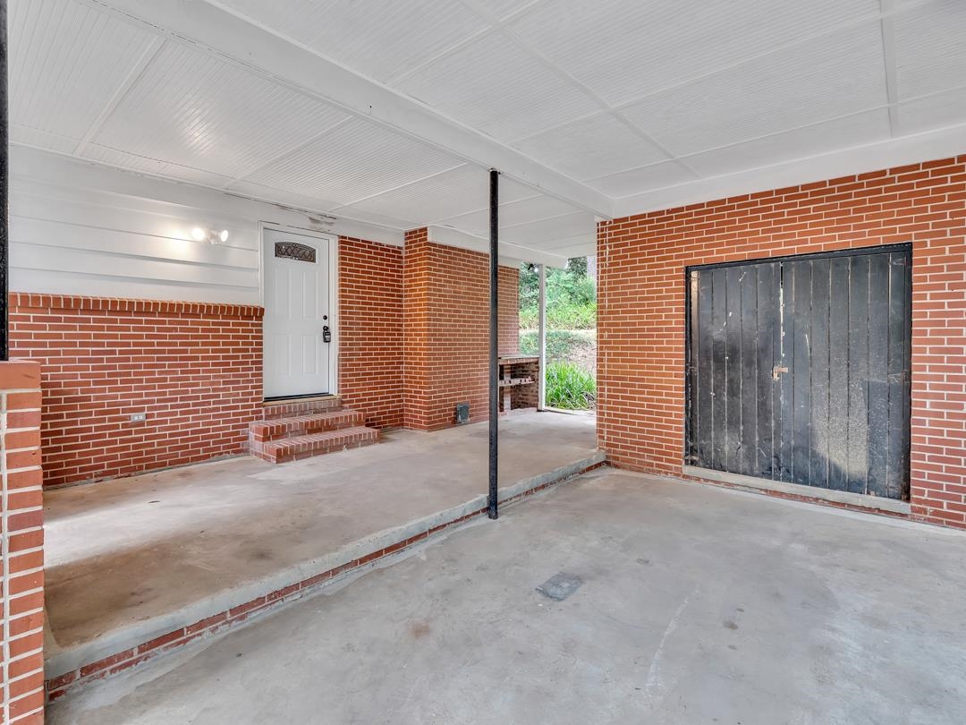 2103 High Road Tallahassee, FL 32303 - Photo 2 of 33