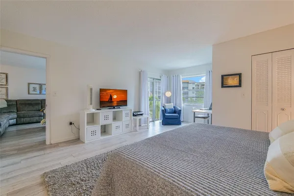 $139,000 | 3920 Inverrary Boulevard, Unit 404C, Lauderhill, FL 33319