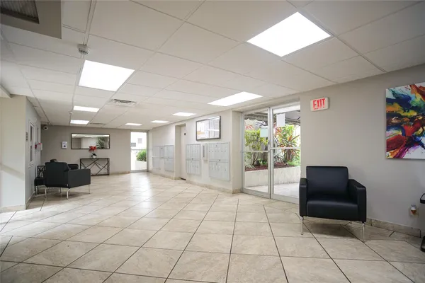 $139,000 | 3920 Inverrary Boulevard, Unit 404C, Lauderhill, FL 33319