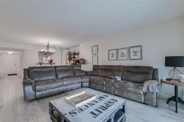 $139,000 | 3920 Inverrary Boulevard, Unit 404C, Lauderhill, FL 33319