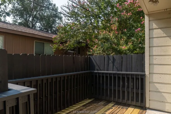 $1,250 | 4513 Carter Creek Parkway, Unit 7, Bryan, TX 77802