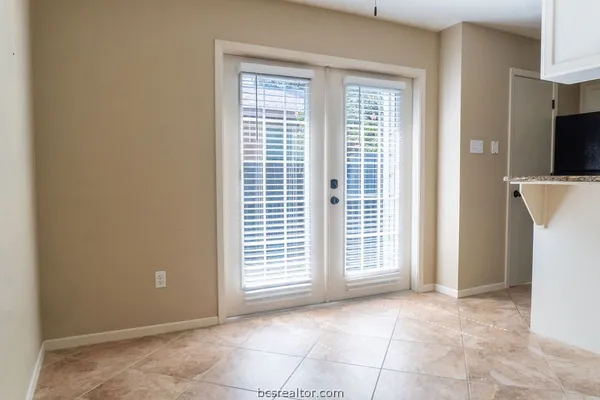 $1,250 | 4513 Carter Creek Parkway, Unit 7, Bryan, TX 77802