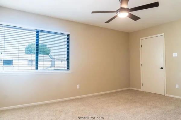 $1,250 | 4513 Carter Creek Parkway, Unit 7, Bryan, TX 77802