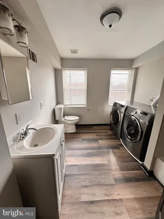 $2,045 | 1033 North Fulton Avenue, Baltimore, MD 21217