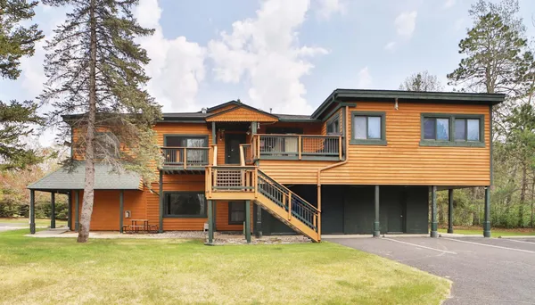 $374,900 | 8221 Kraemer Lane, Unit 202, Lake Shore, MN 56468