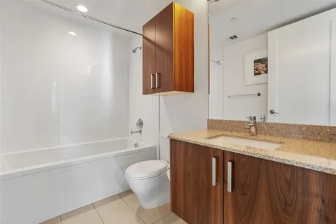 $2,240,000 | 222 West Avenue, Unit 1901, Austin, TX 78701
