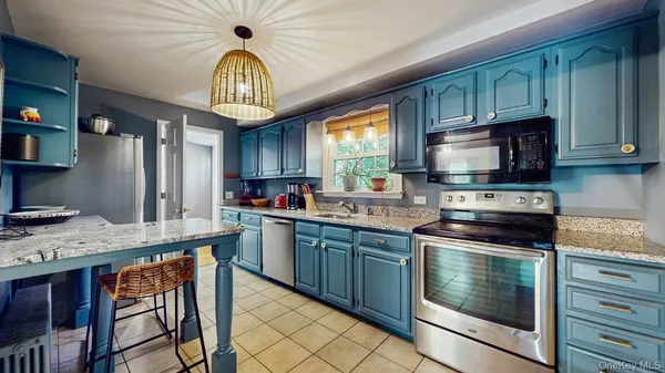 $599,000 | 98 Jackson Street, Fishkill, NY 12524
