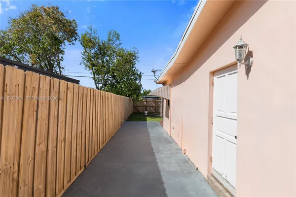 $425,000 | 6441 Southwest 23rd Street, Miramar, FL 33023