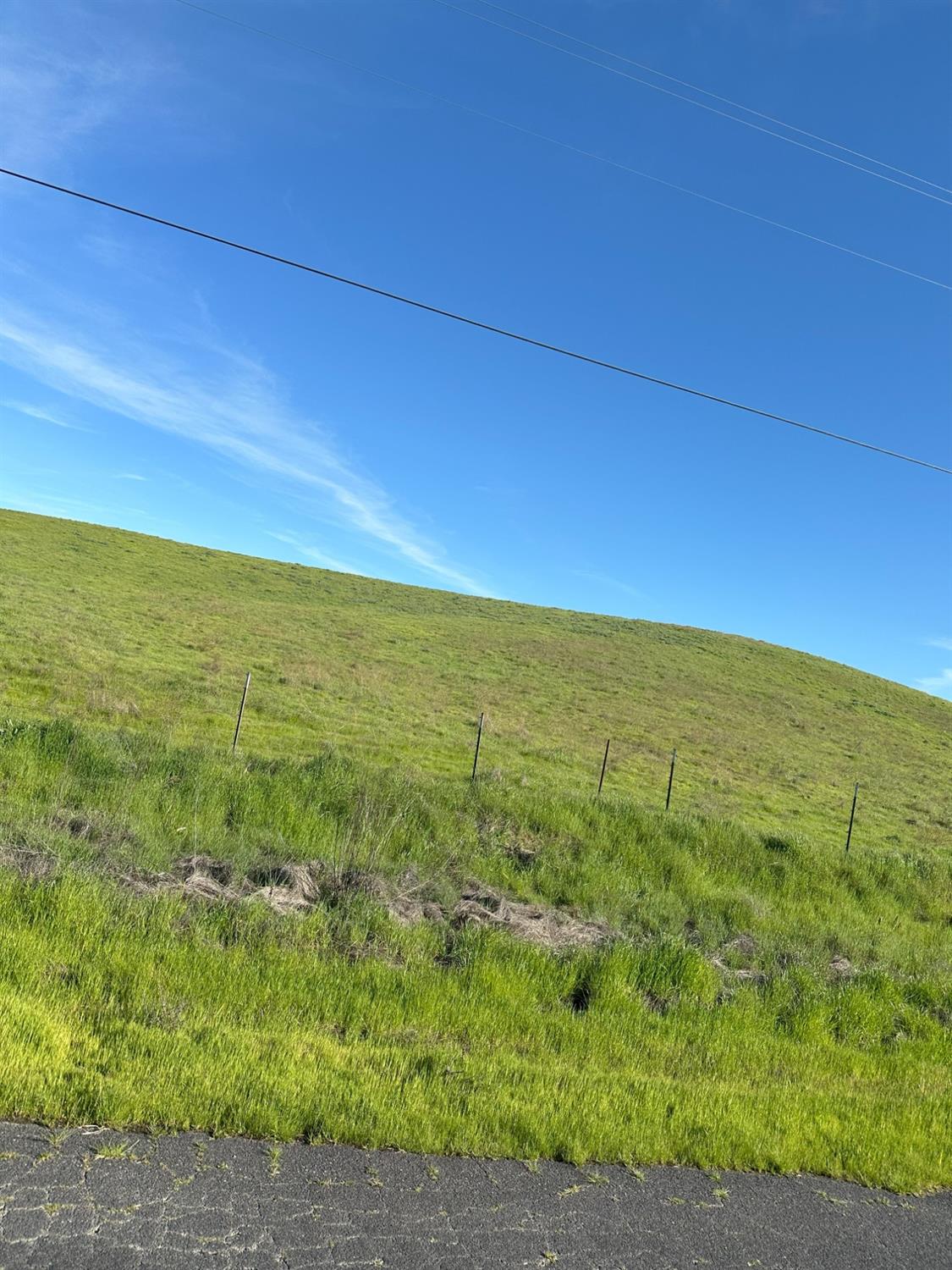 400 Crabtree Road Waterford, CA 95386 - Photo 3 of 13 a view of an ocean